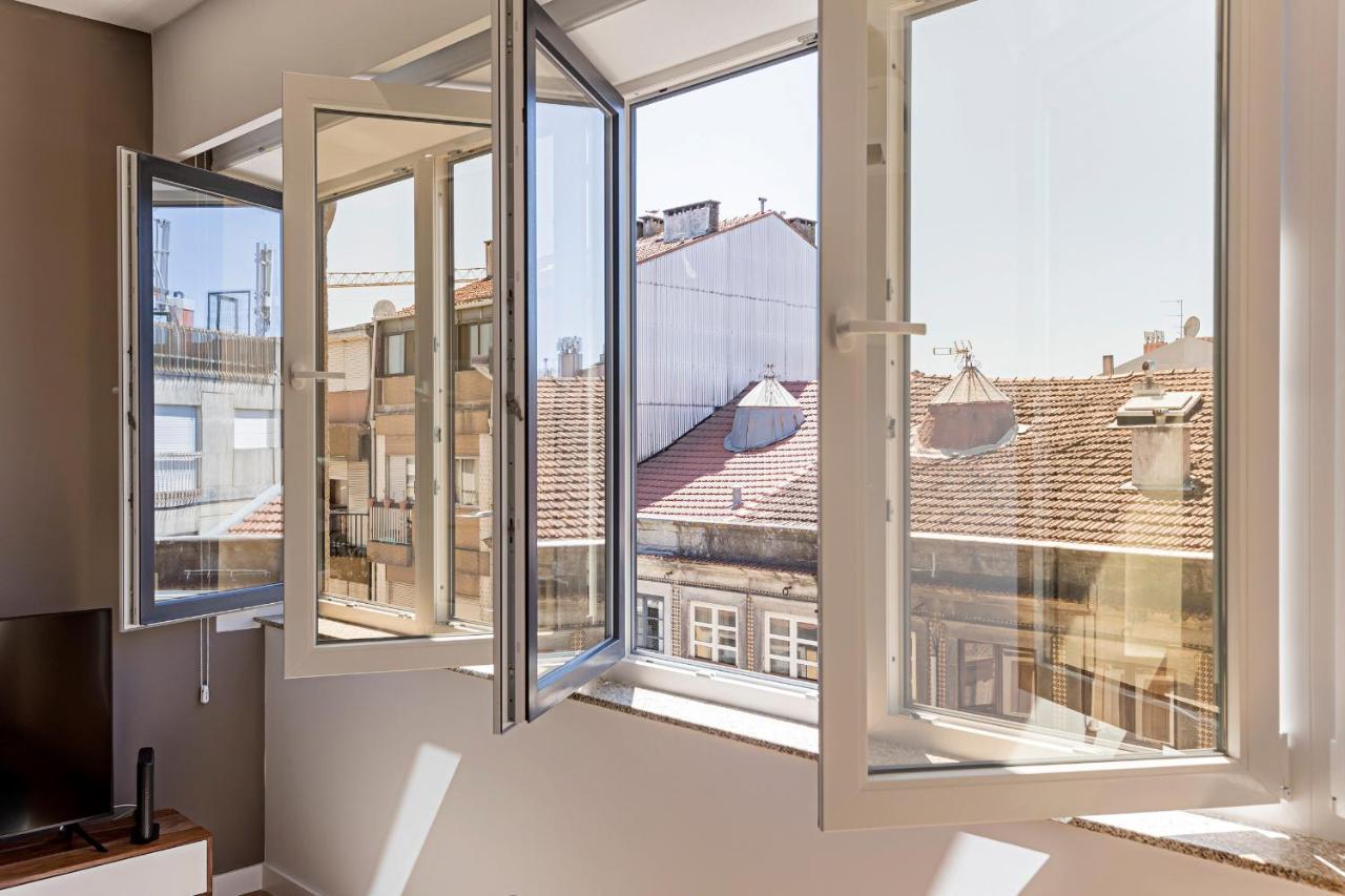 Urban House By Lovelystay ポルト エクステリア 写真